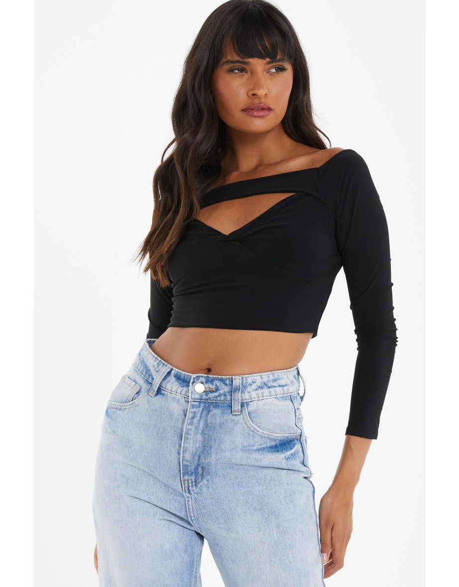 Buy Quiz Crop Top in Saudi, UAE, Kuwait and Qatar