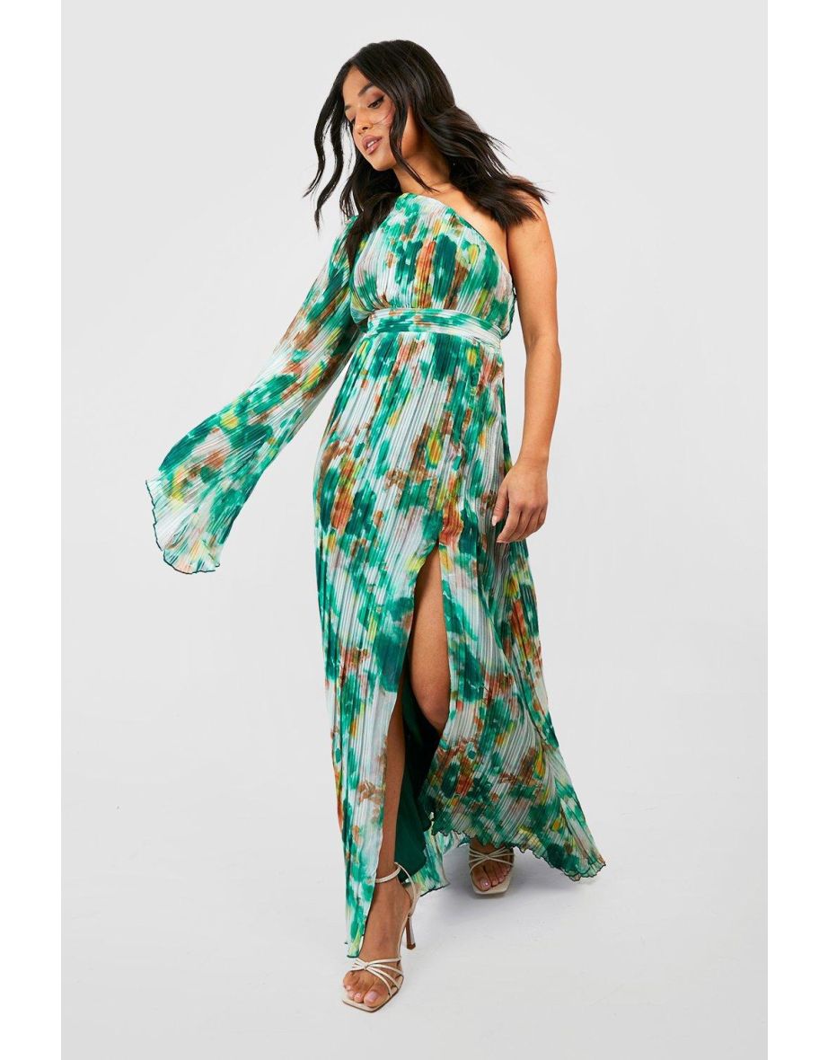 Shop Petite Extreme Sleeve Asymetric Floral Maxi Dress green Online in Bahrain VogaCloset