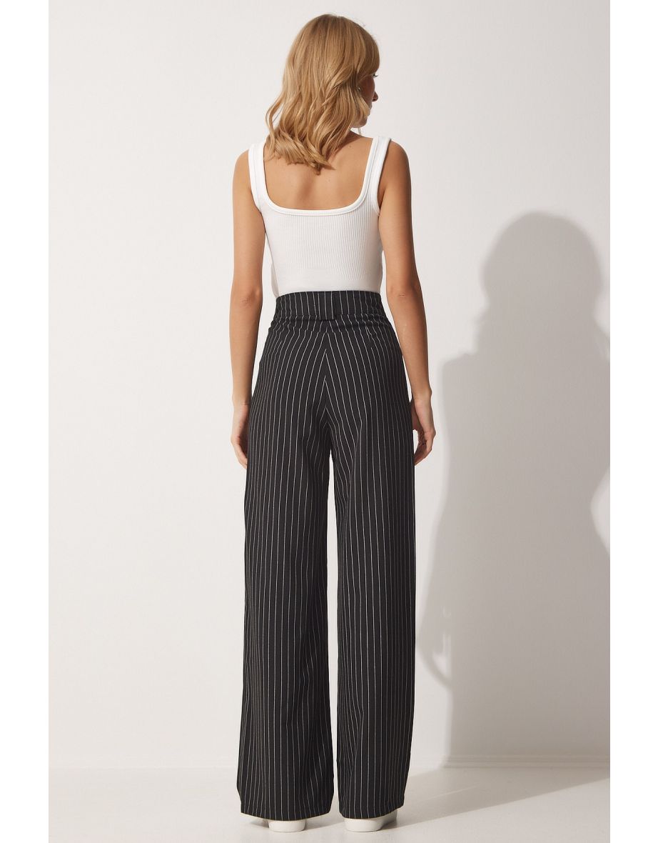 Women's Black Pleated Wide Leg Pants - 4