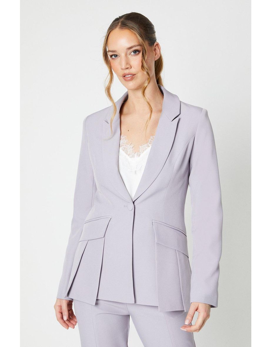 Fitted Blazer With Pocket Detail