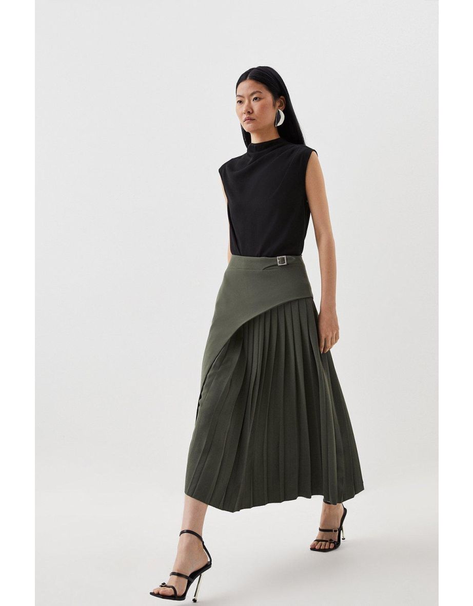 Buckle Detail Pleated Midi Skirt