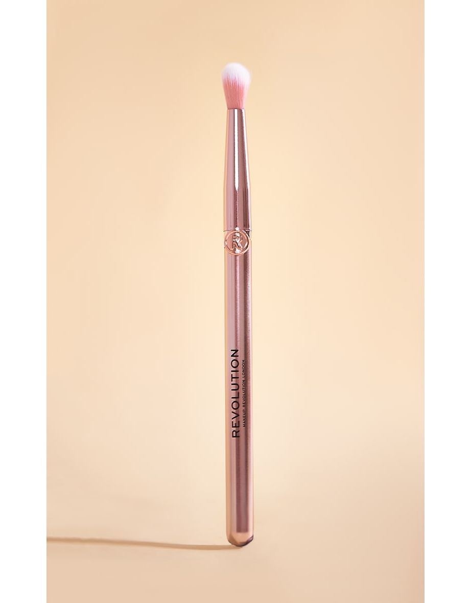 Revolution Create Fluffy Eye Brush R2