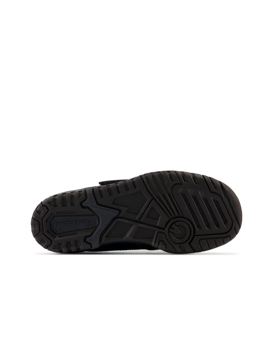 Boy's New Balance Juniors 550 Bungee Lace with Top Strap Shoes in Black - 5
