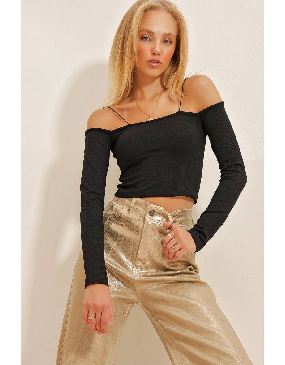 Black Strap Detail Under Bust Crop Top