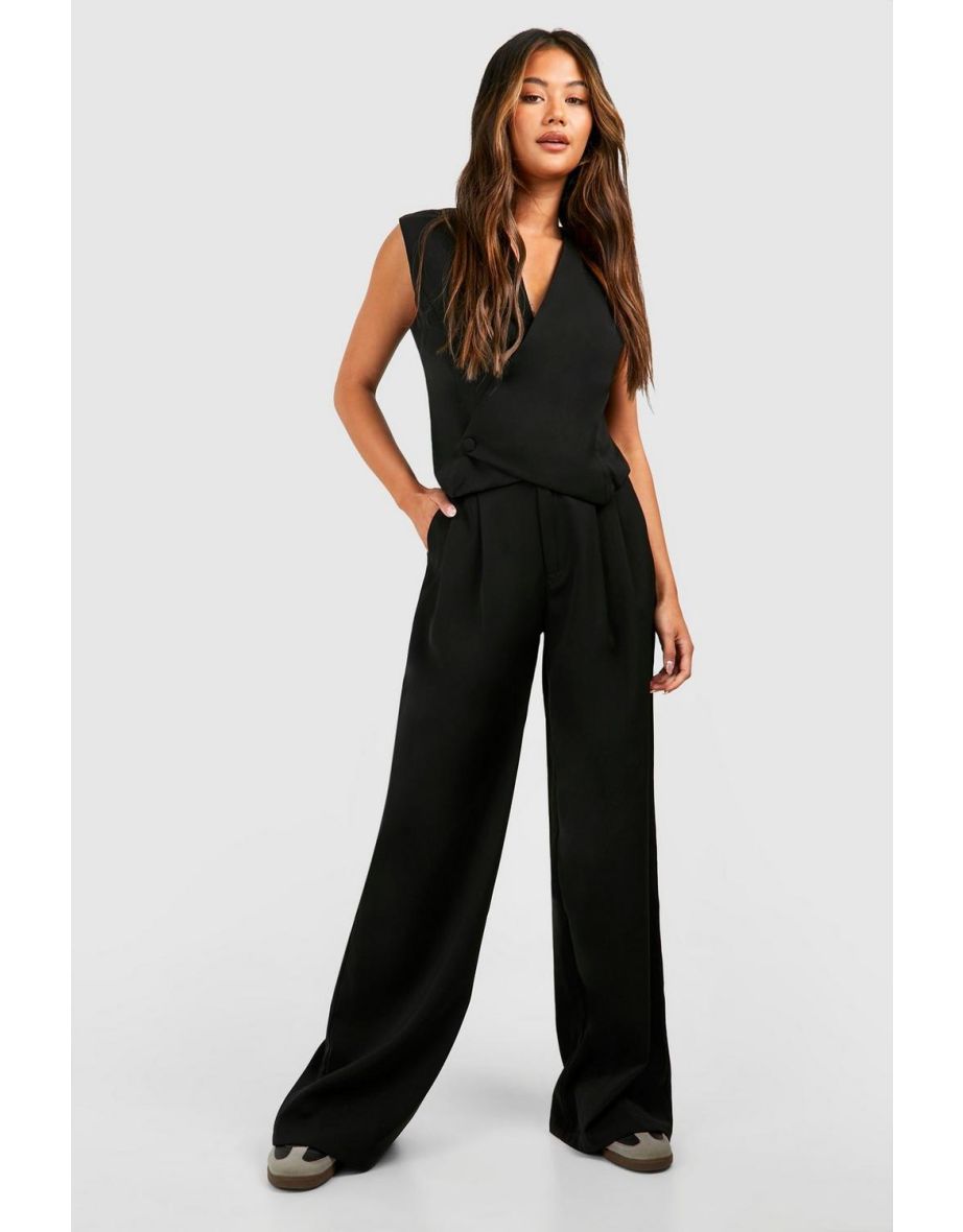 Shop Fluid Wide Leg Trousers black Online in Bahrain VogaCloset