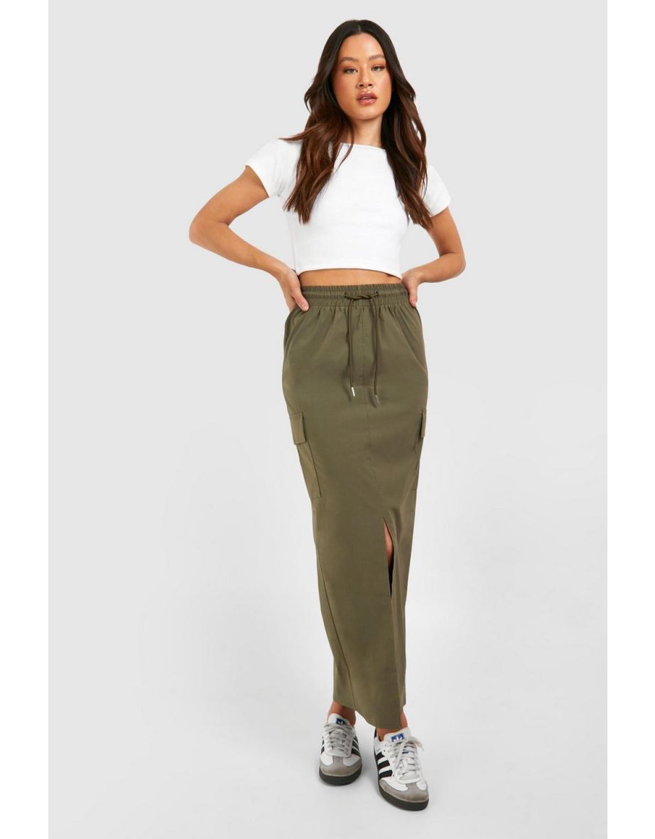 Shop Tall Woven Stretch Pocket Detail Cargo Skirt khaki Online in Bahrain VogaCloset