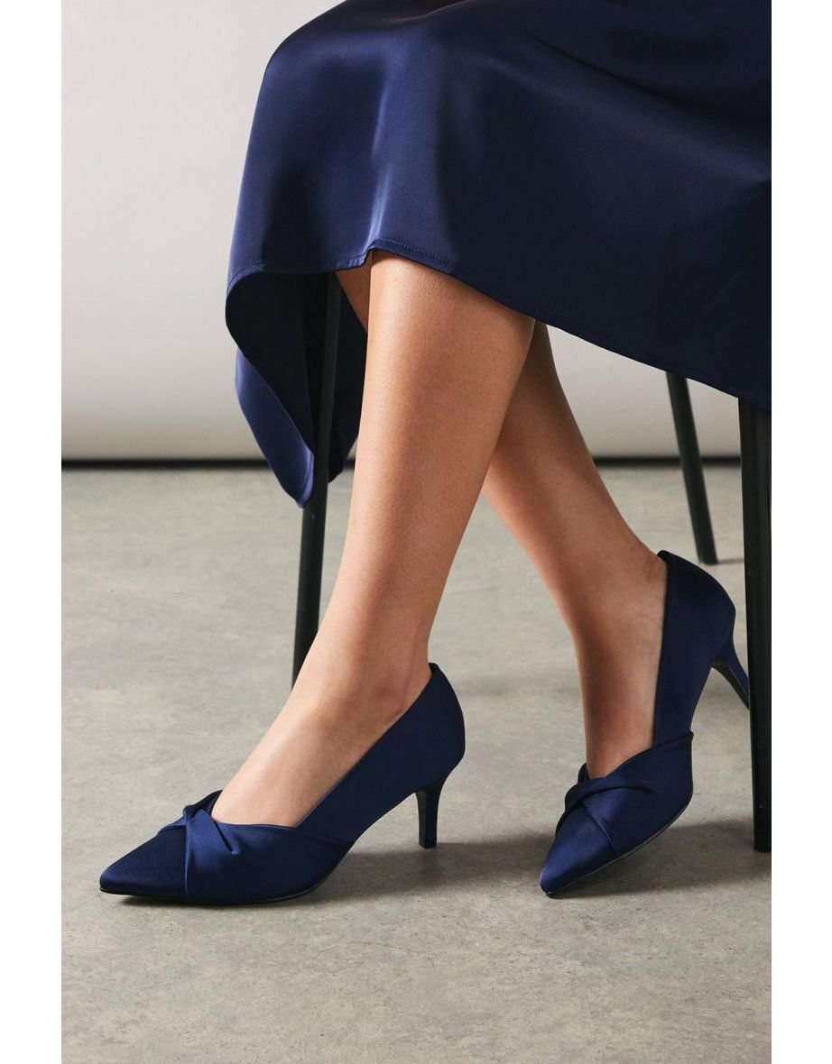 Wide Fit Delina Twist Front Kitten Heel Court Shoe