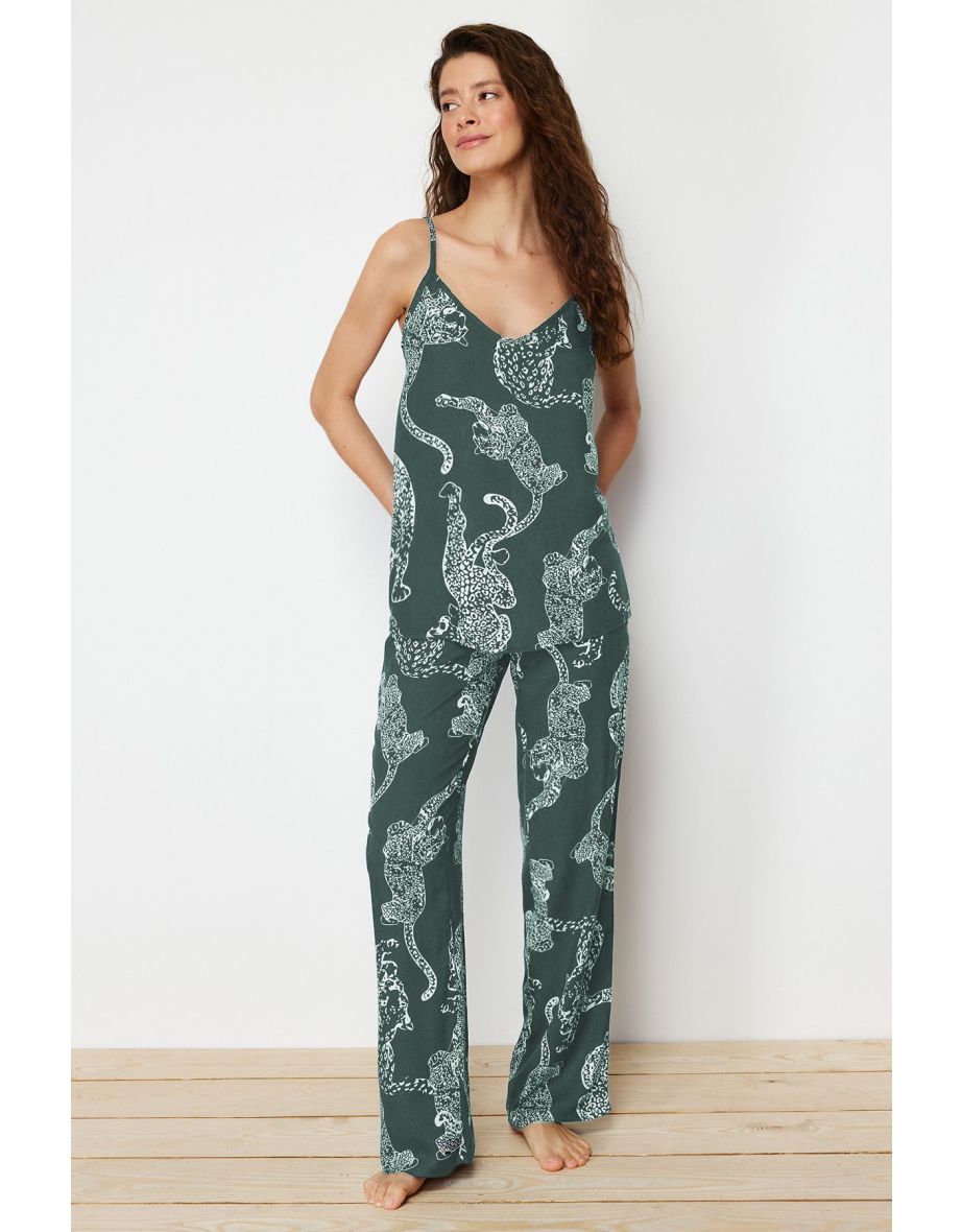 Green Tiger Patterned Rope Suspender Viscose Woven Pajama Set