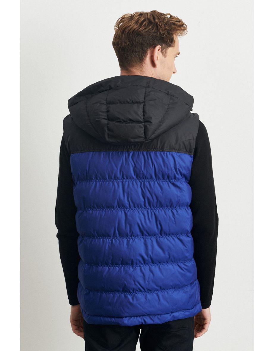 Men's Black Saks Standard Fit Regular Cut Hooded Puffer Vest - 4