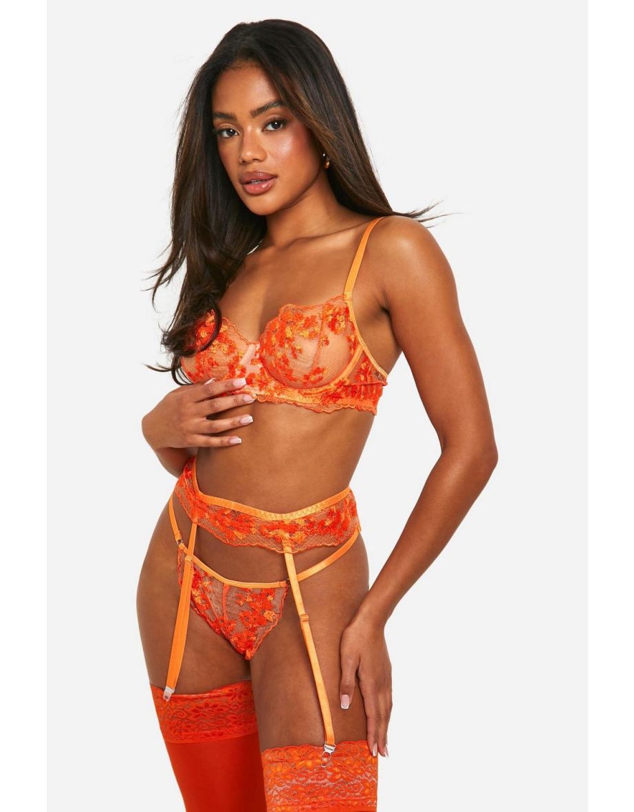 Floral Lace Bra, Thong & Suspender Set