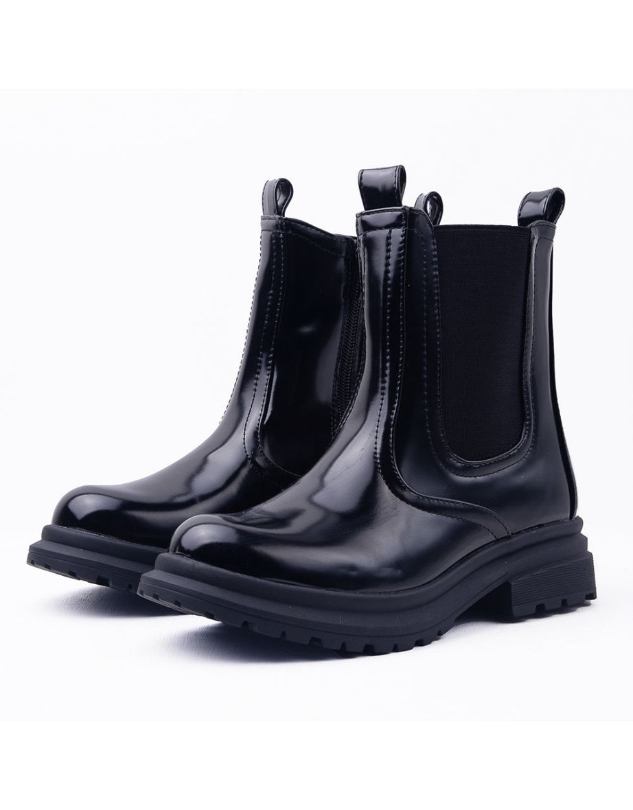 SOPHIE CHUNKY CHELSEA ANKLE BOOTS IN BLACK