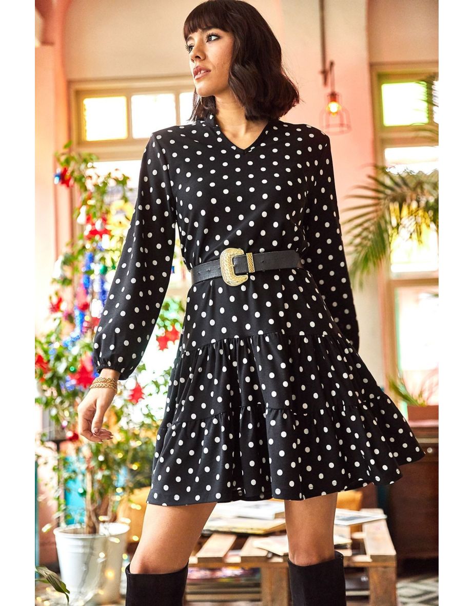 Women's Black Polka Dot V-neck Flounce Dress - 4