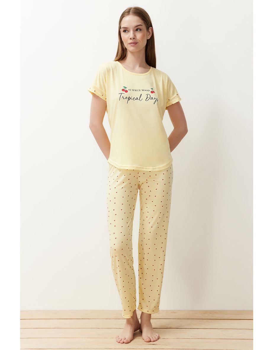Yellow Motto Printed Knitted Pajamas Set