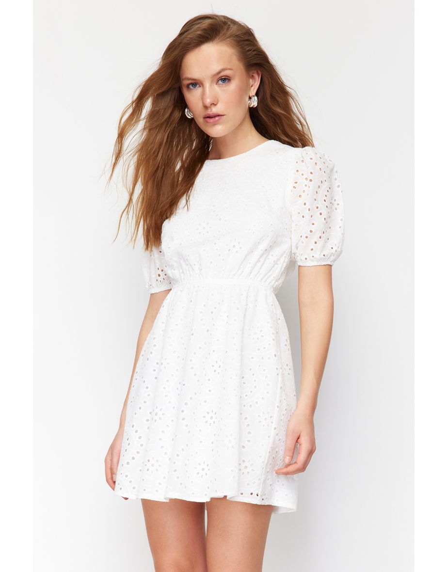 Lace mini skater dress 2025