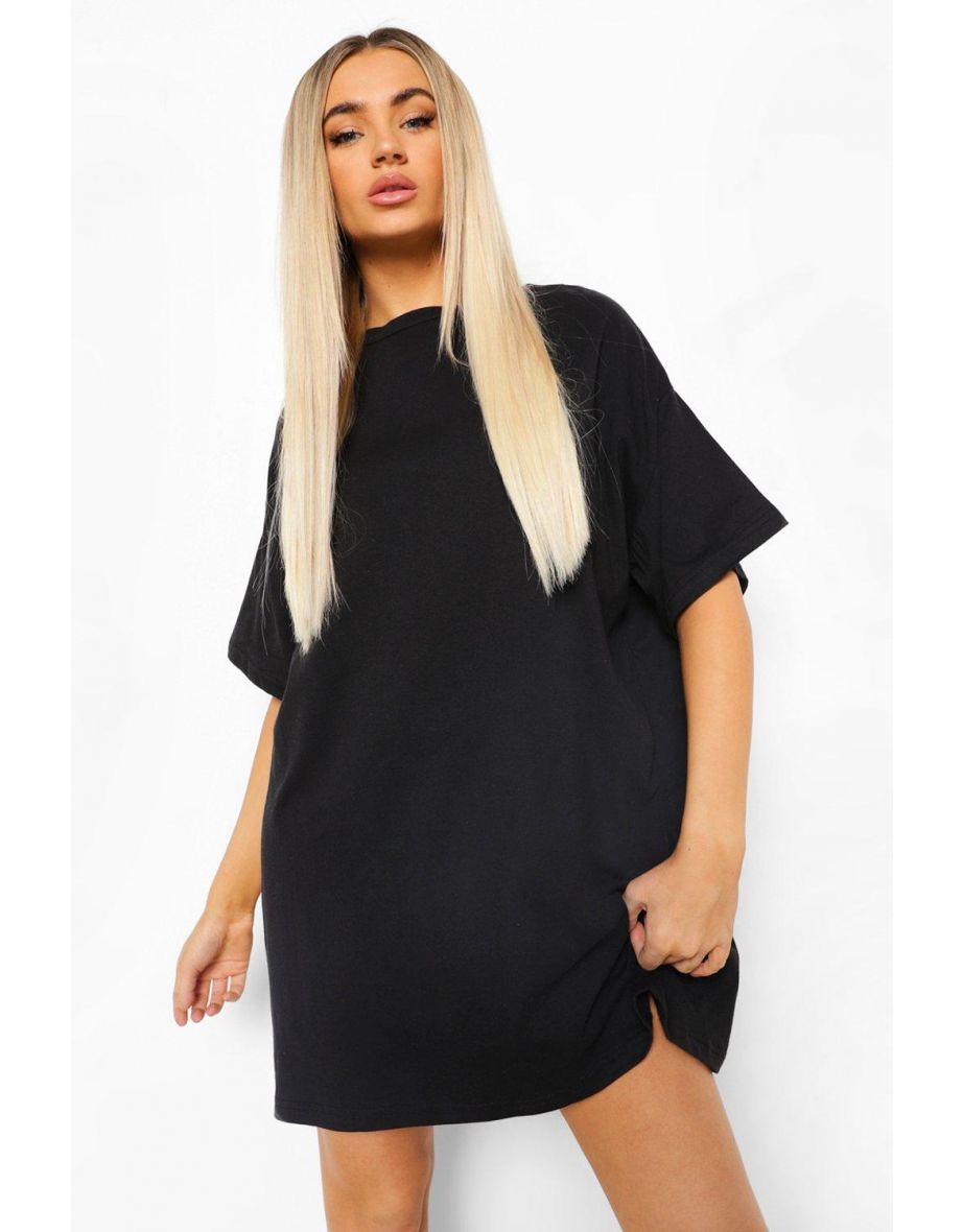 Buy Boohoo T-Shirt Dress in Saudi, UAE, Kuwait and Qatar