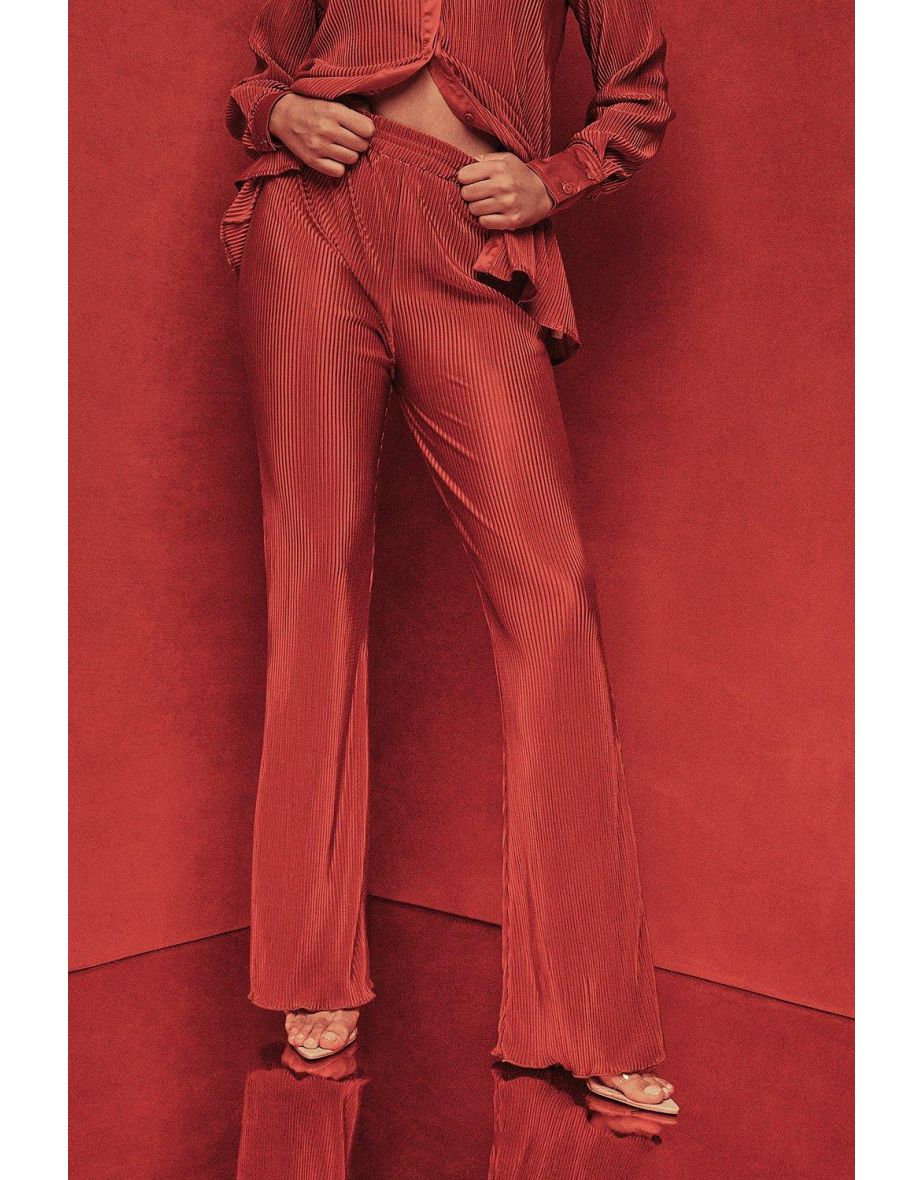Megan Fox Satin Plisse Oversized Shirt - red - 3