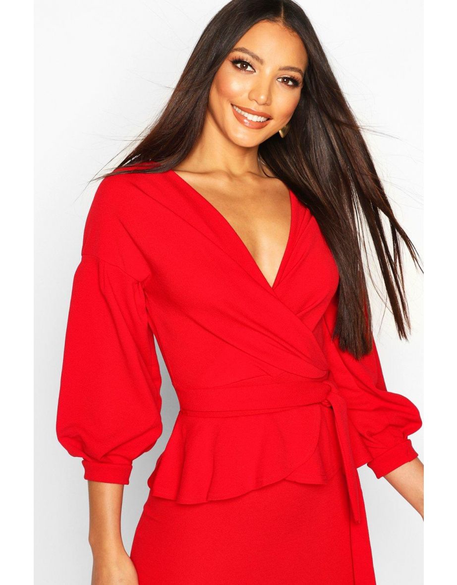 فستان ميدي بكشكش بيبلوم بتصميم لف وأكتاف مكشوفة - أحمر - 3