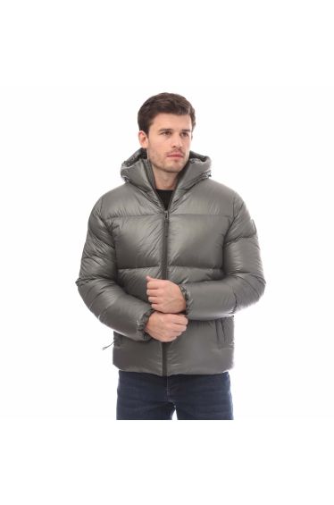 Men's Belstaff Down Filled Ripstop Resolve Jacket in Grey