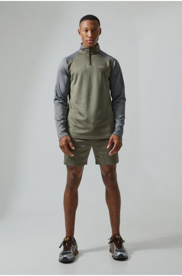 Fixed Relaxed Busted Thigh Layer Short